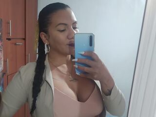 AlysaPear's Cam4 live shows Profile Image