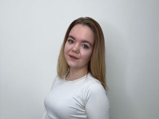 AnnisAnness's Sex cam Profile Image