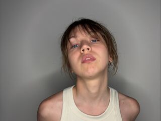 AraBarks's Flirt4Free live cam Profile Image