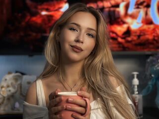 AraCapell's Live web cam sex nude Profile Image
