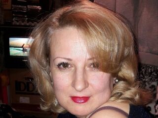SofiaDeLuxe's NSFW live cam models Profile Image